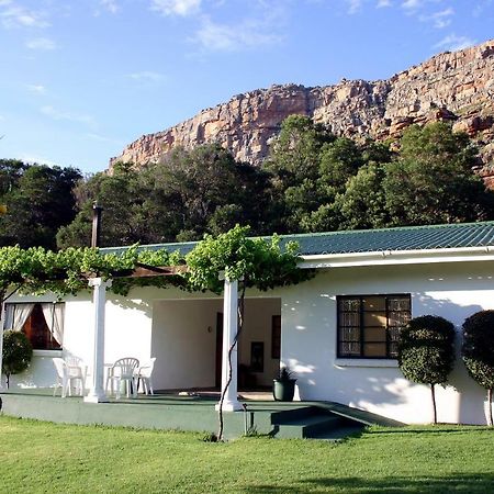 Op-die-Berg Kunje Guesthouse מראה חיצוני תמונה